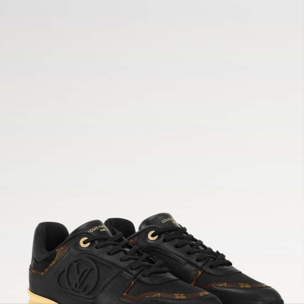 Louis Vuitton Neo Run Away Sneaker. Brand New w/Tags. Size 38 - Picture 6 of 16